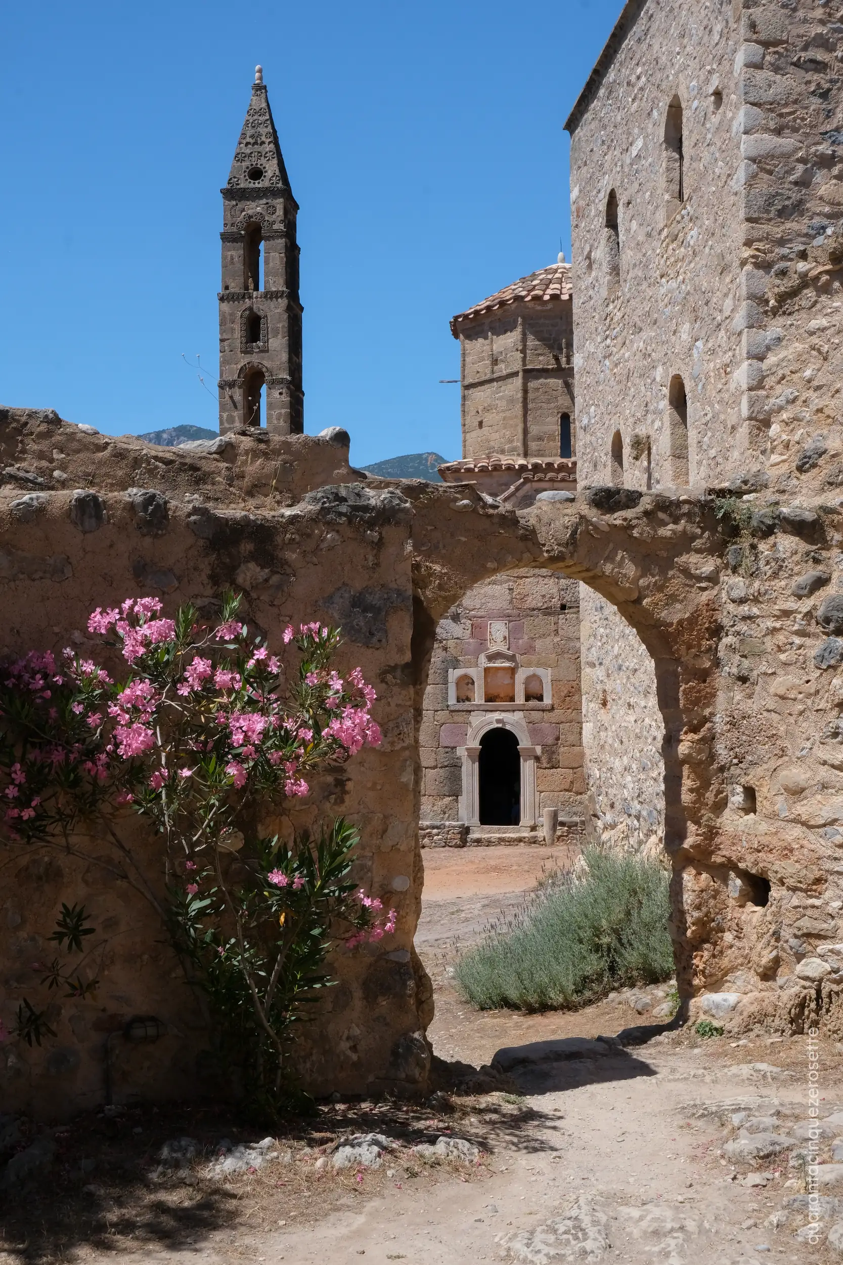 Agios Spiridon, Kardamyli